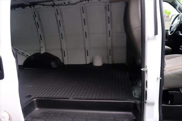 2017 GMC Savana 2500 Work Van