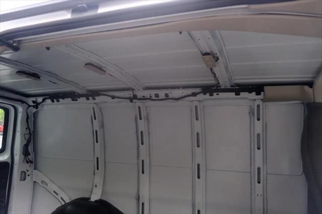 2017 GMC Savana 2500 Work Van