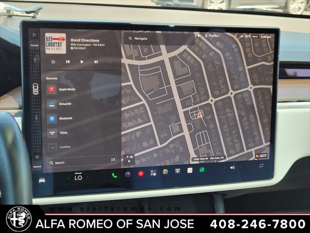 2023 Tesla Model X Standard Range