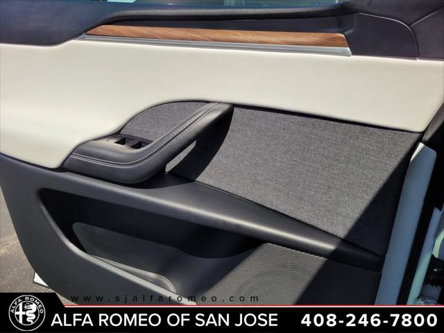 2023 Tesla Model X Standard Range