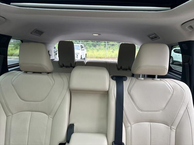 2023 INFINITI QX60 LUXE AWD