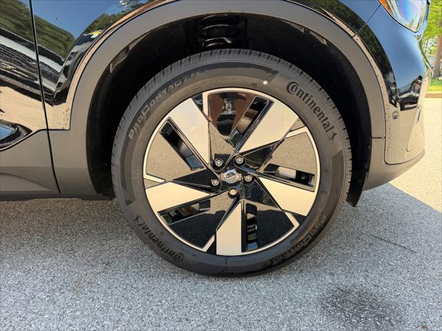 2026 Volvo EX40 Plus, Single Motor Extended Range, Fully electric