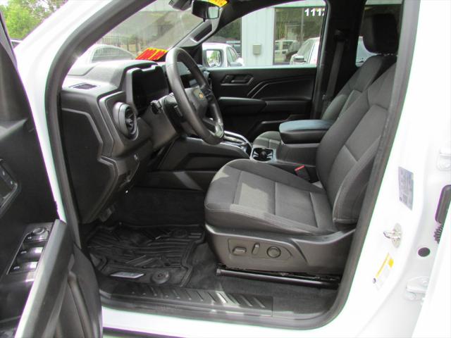 2023 Chevrolet Colorado 4WD Crew Cab Short Box WT