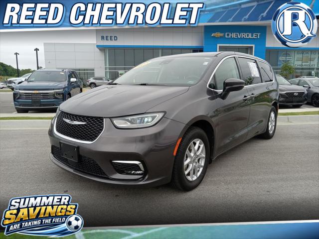 2023 Chrysler Pacifica Touring L for sale in Saint Joseph, MO