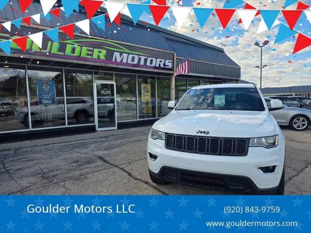 2018 Jeep Grand Cherokee Laredo 4x2 for sale in Jefferson, WI