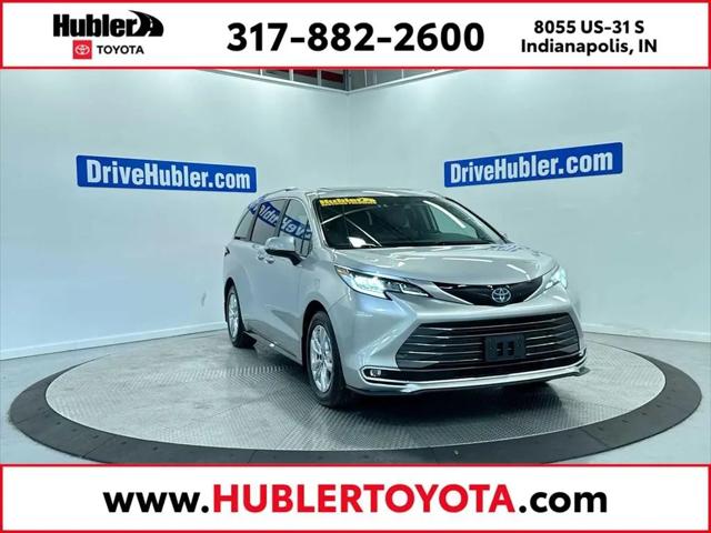 2023 Toyota Sienna Limited for sale in Indianapolis, IN