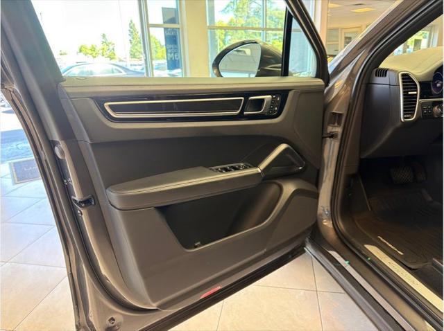 2023 Porsche Cayenne Sport Utility 4D