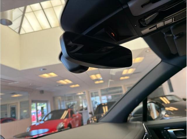 2023 Porsche Cayenne Sport Utility 4D