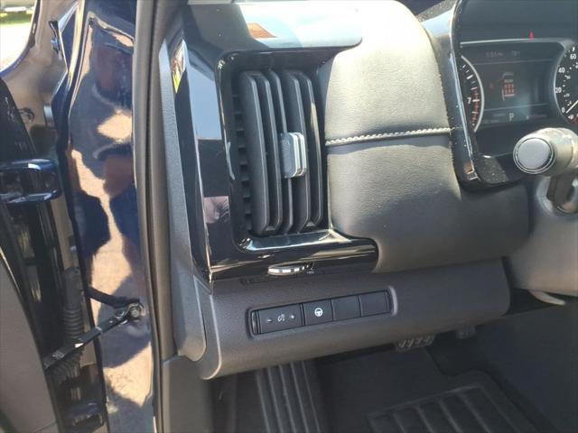 2024 Nissan Pathfinder SV FWD
