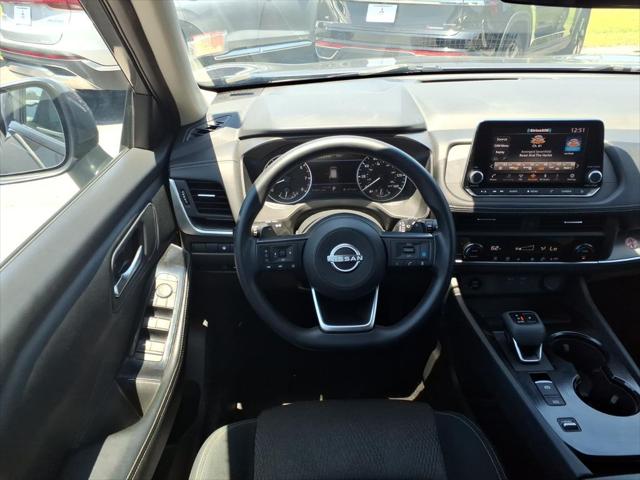 2024 Nissan Rogue SV FWD