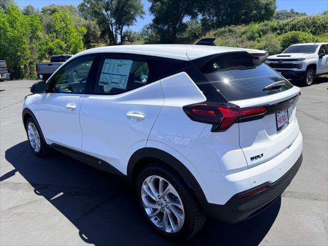 2027 Chevrolet Bolt LT FWD