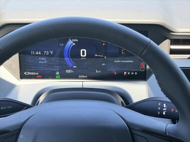 2027 Chevrolet Bolt LT FWD