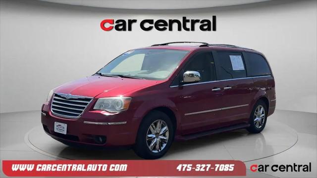 2010 Chrysler Town & Country New Limited for sale in Milford, CT