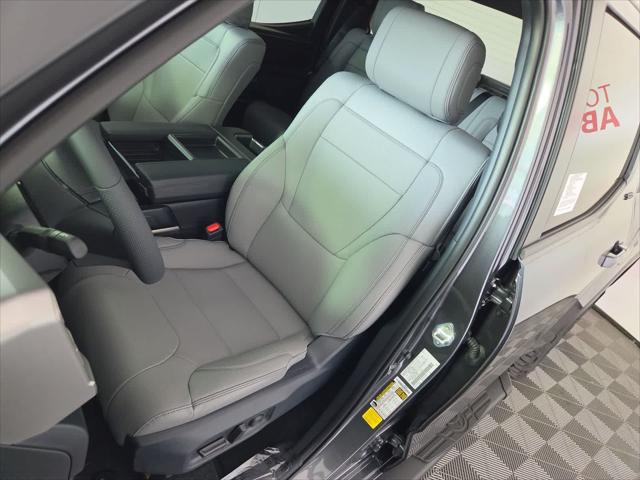 2026 Toyota Tundra SR5 CrewMax 5.5' Bed