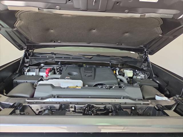 2026 Toyota Tundra SR5 CrewMax 5.5' Bed