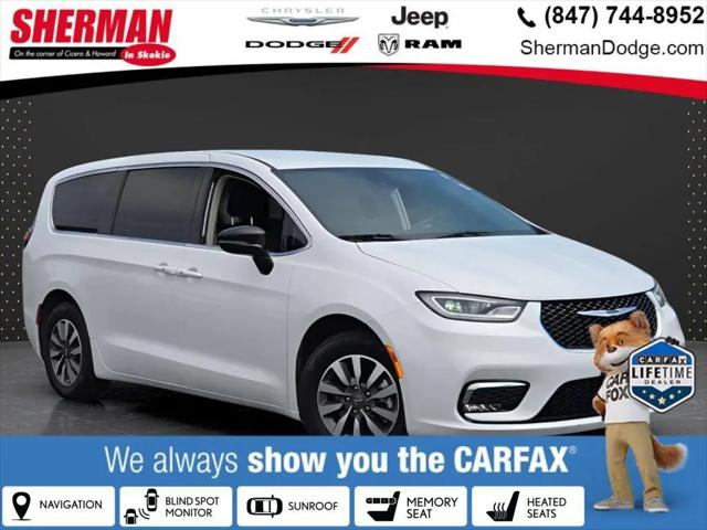 2024 Chrysler Pacifica Hybrid Select for sale in Skokie, IL