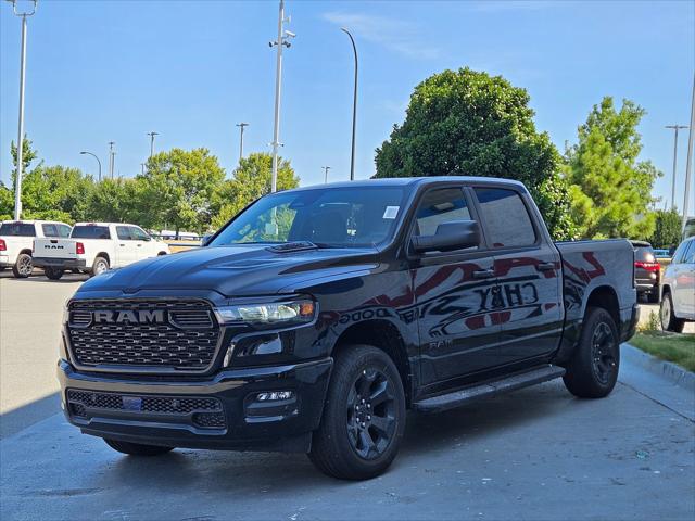 2026 RAM 1500 RAM 1500 EXPRESS CREW CAB 4X4 57 BOX