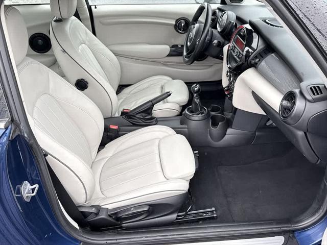 2014 MINI Hardtop Cooper