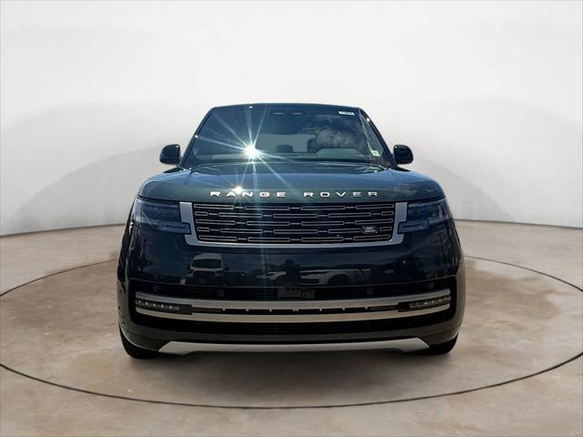 2026 Land Rover Range Rover P400 SE