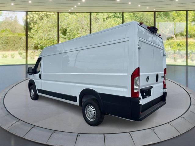 2026 Ram ProMaster Cargo Van Tradesman High Roof 159 WB EXT w/Pass Seat