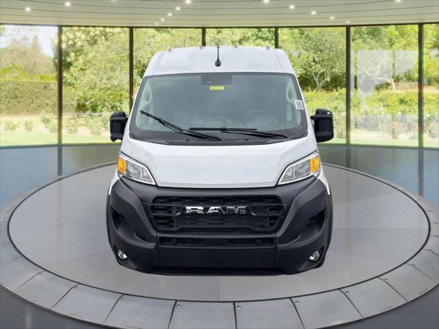 2026 Ram ProMaster Cargo Van Tradesman High Roof 159 WB EXT w/Pass Seat