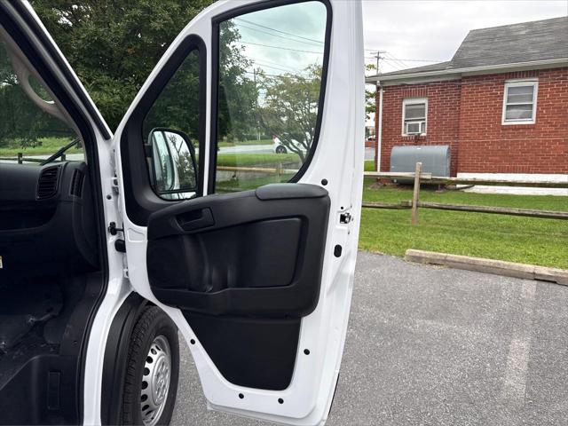 2026 Ram ProMaster Cargo Van Tradesman High Roof 159 WB EXT w/Pass Seat