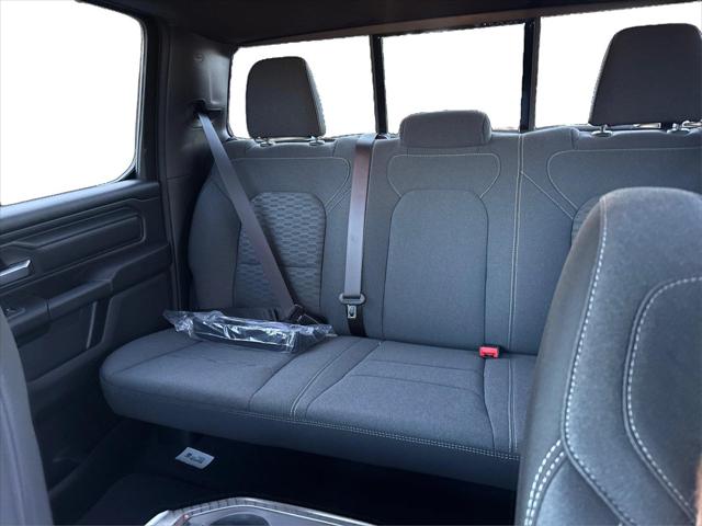 2026 Ram 1500 Express Crew Cab 4x4 57 Box