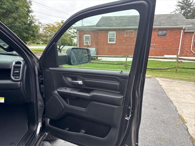 2026 Ram 1500 Express Crew Cab 4x4 57 Box