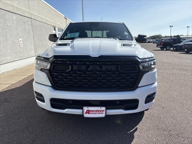 2026 RAM Ram 1500 RAM 1500 EXPRESS CREW CAB 4X4 57 BOX