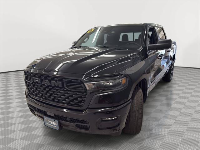2026 RAM Ram 1500 RAM 1500 EXPRESS CREW CAB 4X4 57 BOX