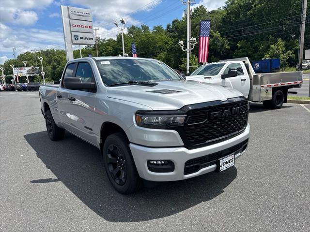 2026 RAM Ram 1500 RAM 1500 EXPRESS QUAD CAB 4X4 64 BOX