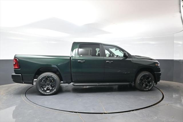 2026 RAM Ram 1500 RAM 1500 EXPRESS CREW CAB 4X4 57 BOX