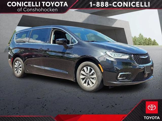 2024 Chrysler Pacifica Hybrid Select for sale in Conshohocken, PA
