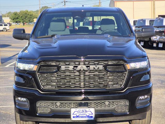 2026 RAM 1500 RAM 1500 EXPRESS CREW CAB 4X4 57 BOX