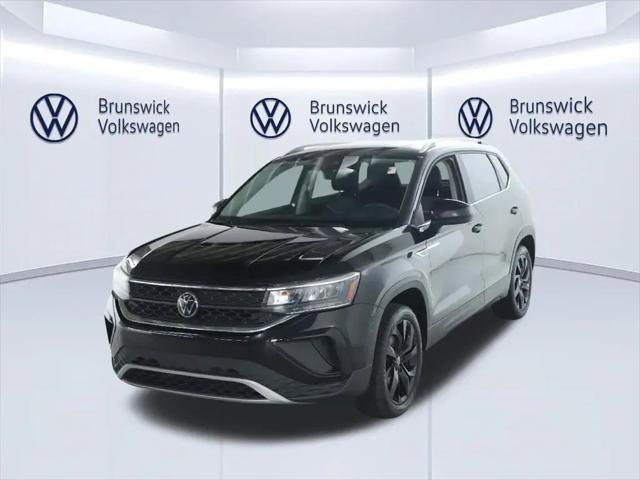 2023 Volkswagen Taos 1.5T SE for sale in Brunswick, OH