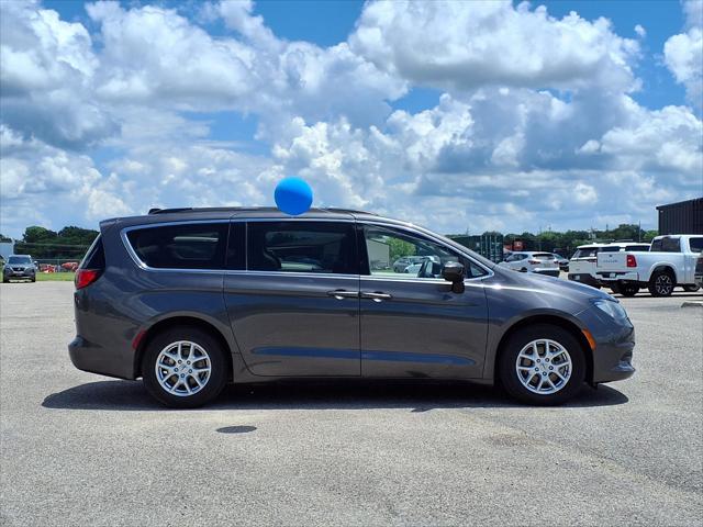 2021 Chrysler Voyager LXI