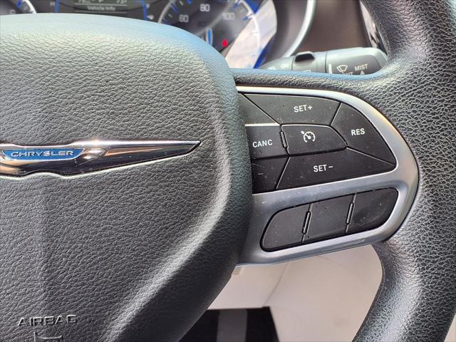 2021 Chrysler Voyager LXI