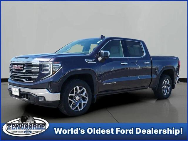 2022 GMC Sierra 1500 4WD Crew Cab Short Box SLT for sale in St Cloud, MN