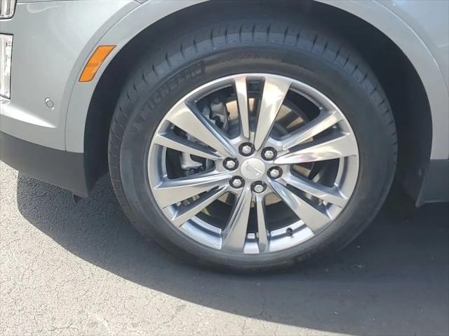 2024 Cadillac XT5 FWD Premium Luxury