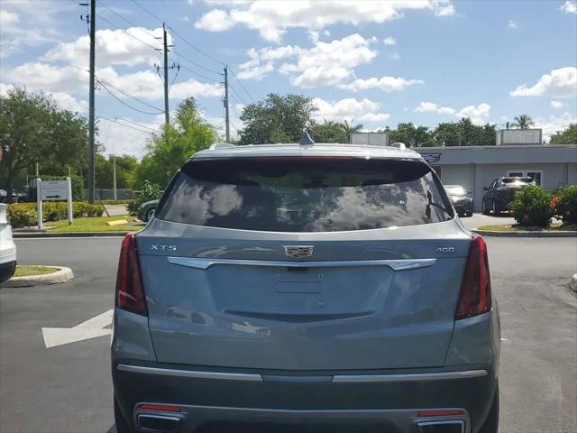 2024 Cadillac XT5 FWD Premium Luxury