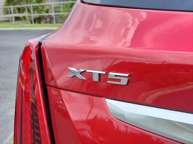 2022 Cadillac XT5 FWD Premium Luxury