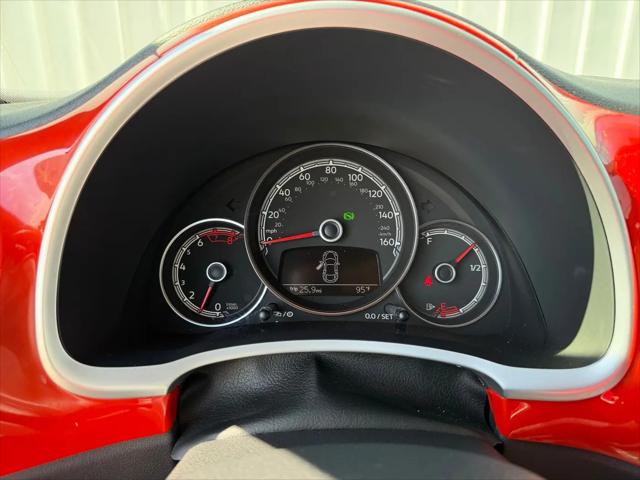 2019 Volkswagen Beetle 2.0T SE