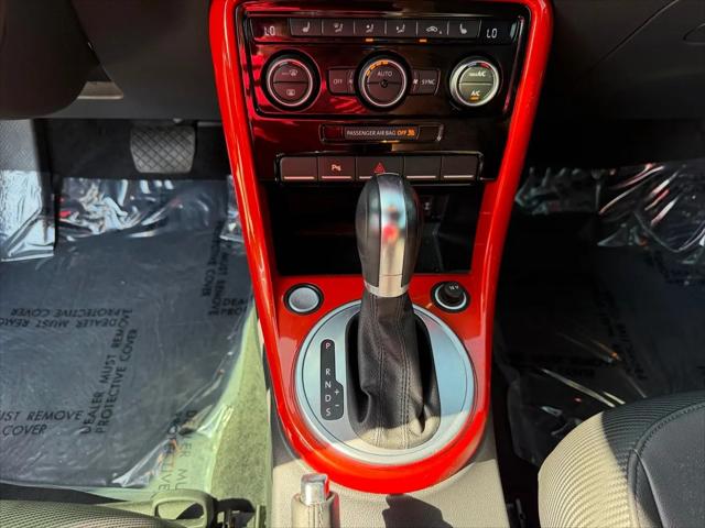 2019 Volkswagen Beetle 2.0T SE