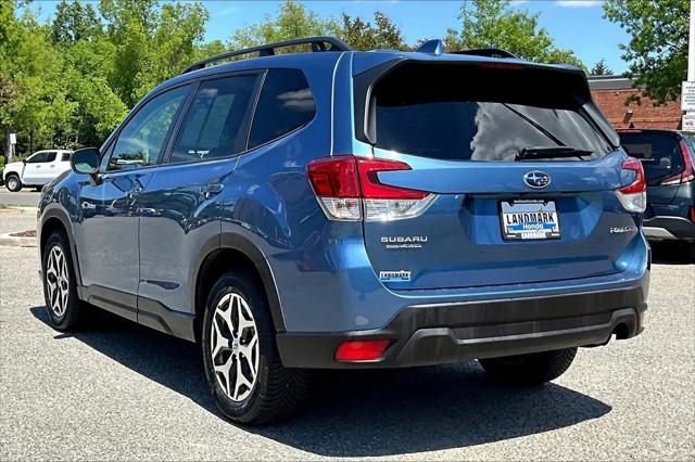 2022 Subaru Forester Premium
