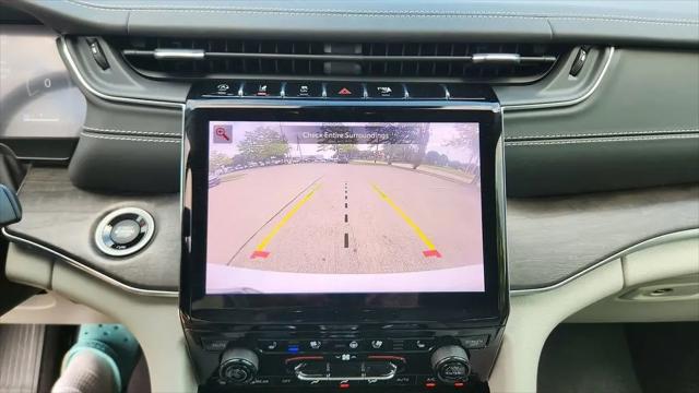 2023 Jeep Grand Cherokee L Overland 4x4