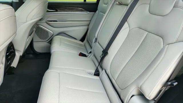 2023 Jeep Grand Cherokee L Overland 4x4
