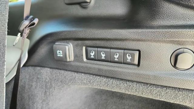 2023 Jeep Grand Cherokee L Overland 4x4