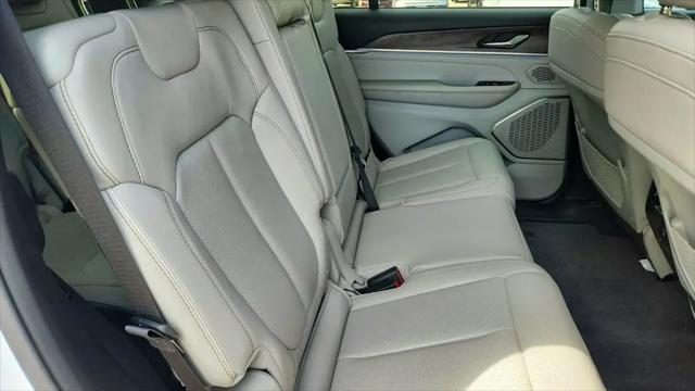 2023 Jeep Grand Cherokee L Overland 4x4