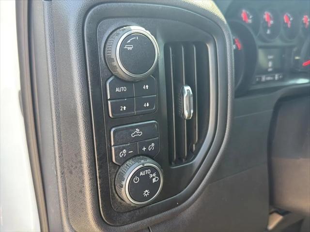 2024 Chevrolet Silverado 1500 4WD Crew Cab Short Bed Custom Trail Boss