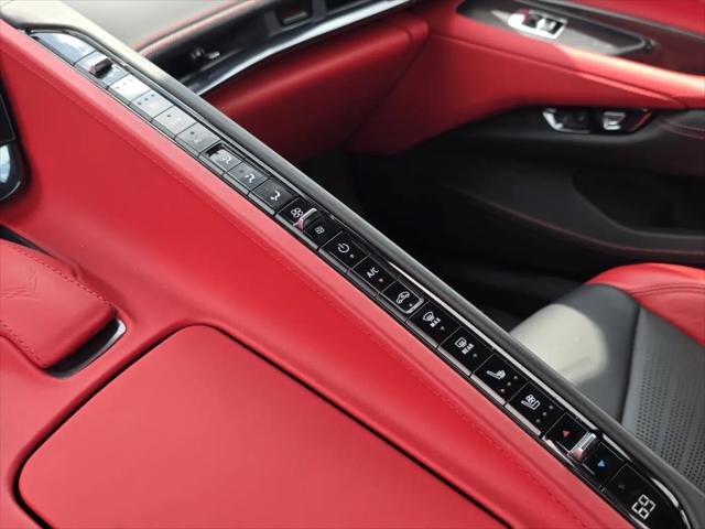 2024 Chevrolet Corvette Stingray RWD Convertible 3LT